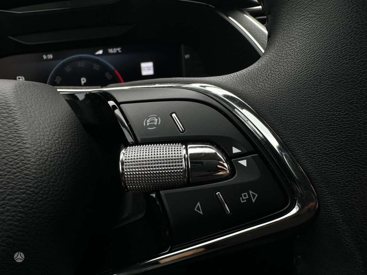 Skoda Superb, 1.5 l., hatchback
