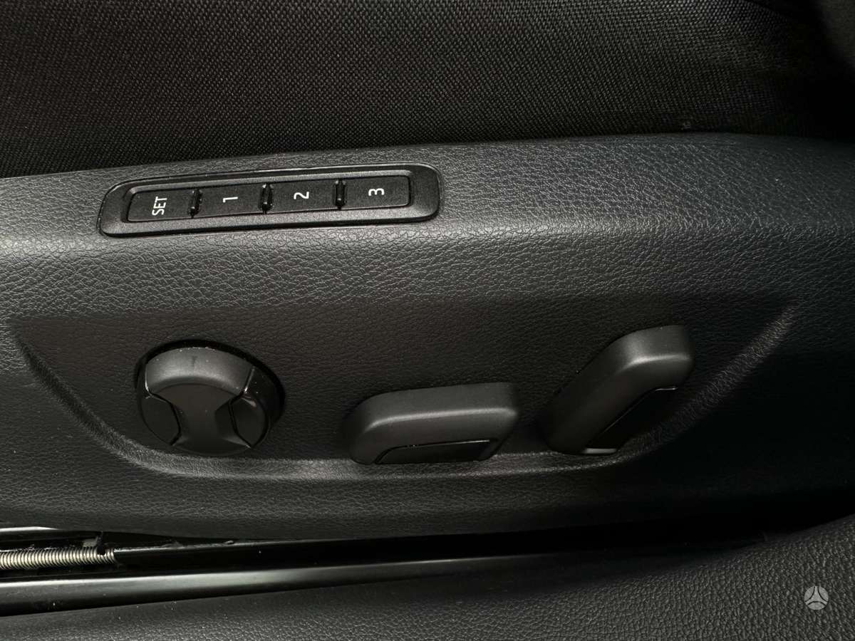 Skoda Superb, 1.5 l., hatchback