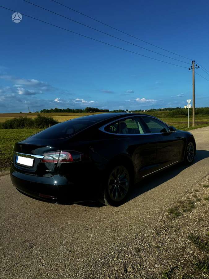 Tesla Model S, 75 кВт·ч, Хэтчбек