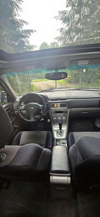 Subaru Forester, 2.0 l., off-road / crossover