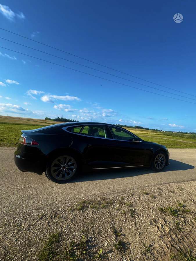 Tesla Model S, 75 кВт·ч, Хэтчбек
