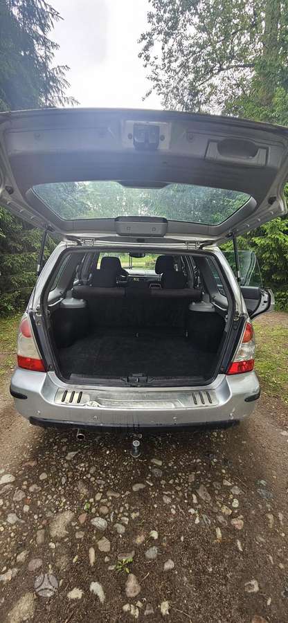 Subaru Forester, 2.0 l., off-road / crossover