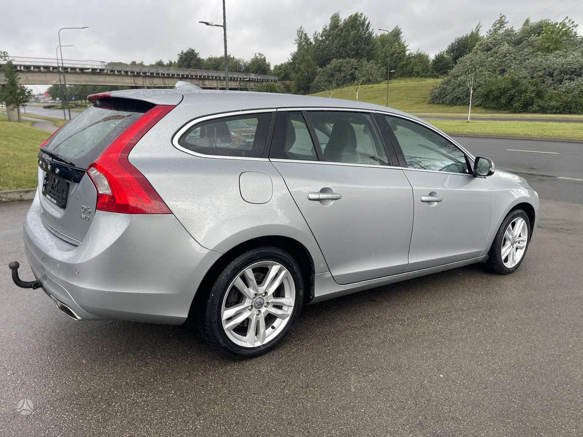Volvo V60, 2.4 l., Универсал