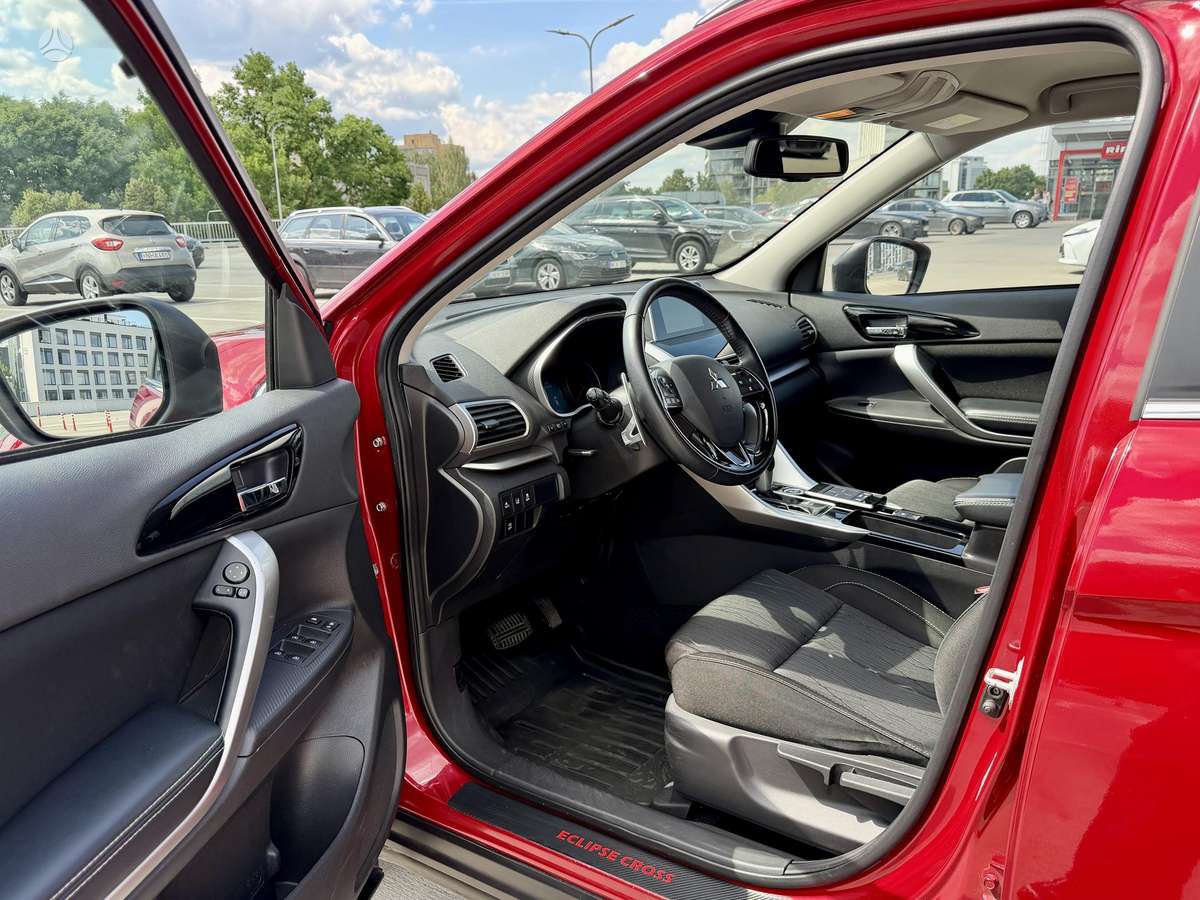 Mitsubishi Eclipse Cross, 2.3 l., off-road / crossover