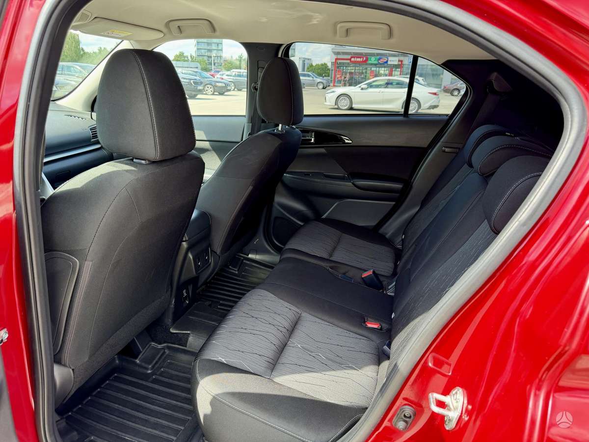 Mitsubishi Eclipse Cross, 2.3 l., off-road / crossover