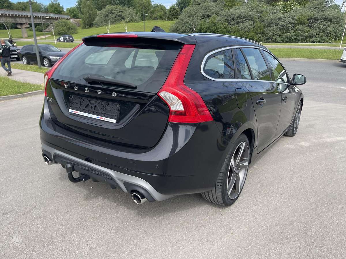 Volvo V60, 2.0 l., Универсал