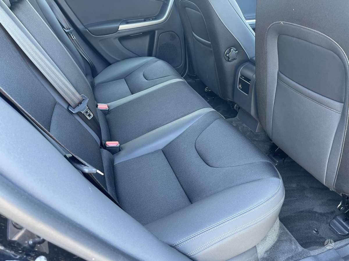 Volvo V60, 2.0 l., Универсал