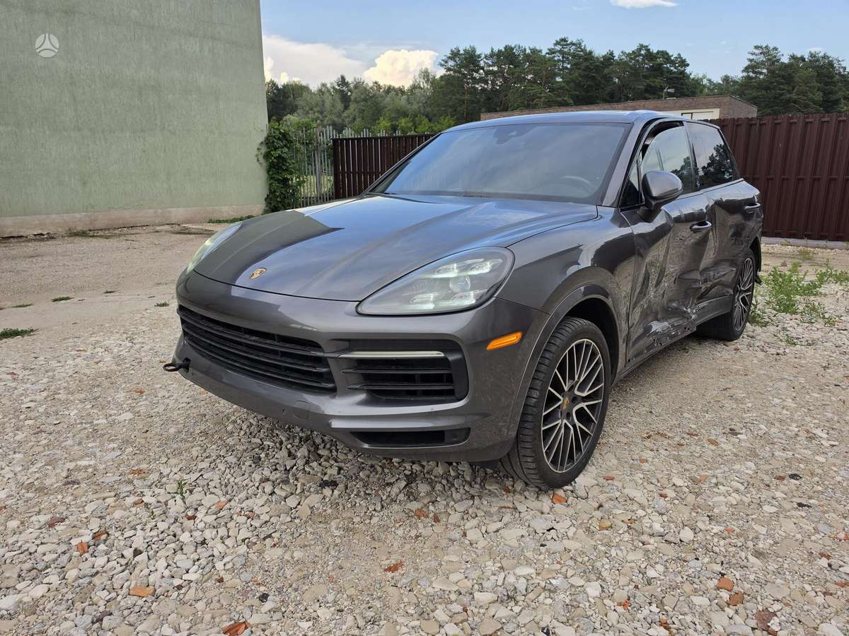Porsche Cayenne - 12