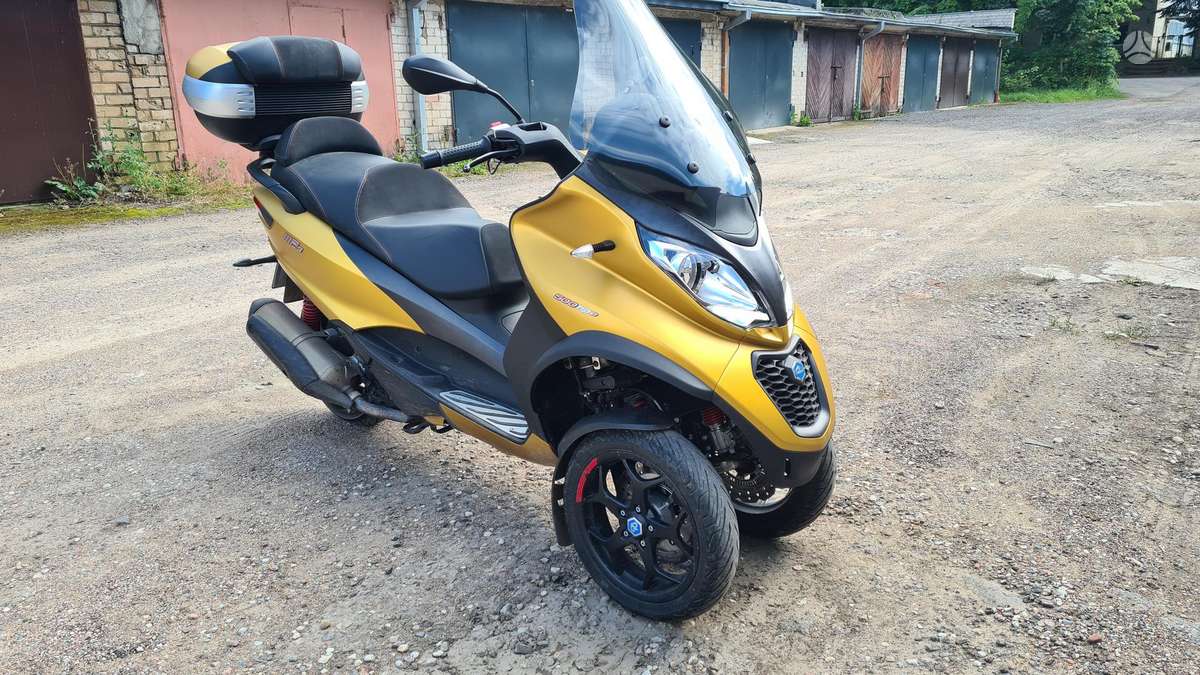 Piaggio MP3 500cc, triračiai