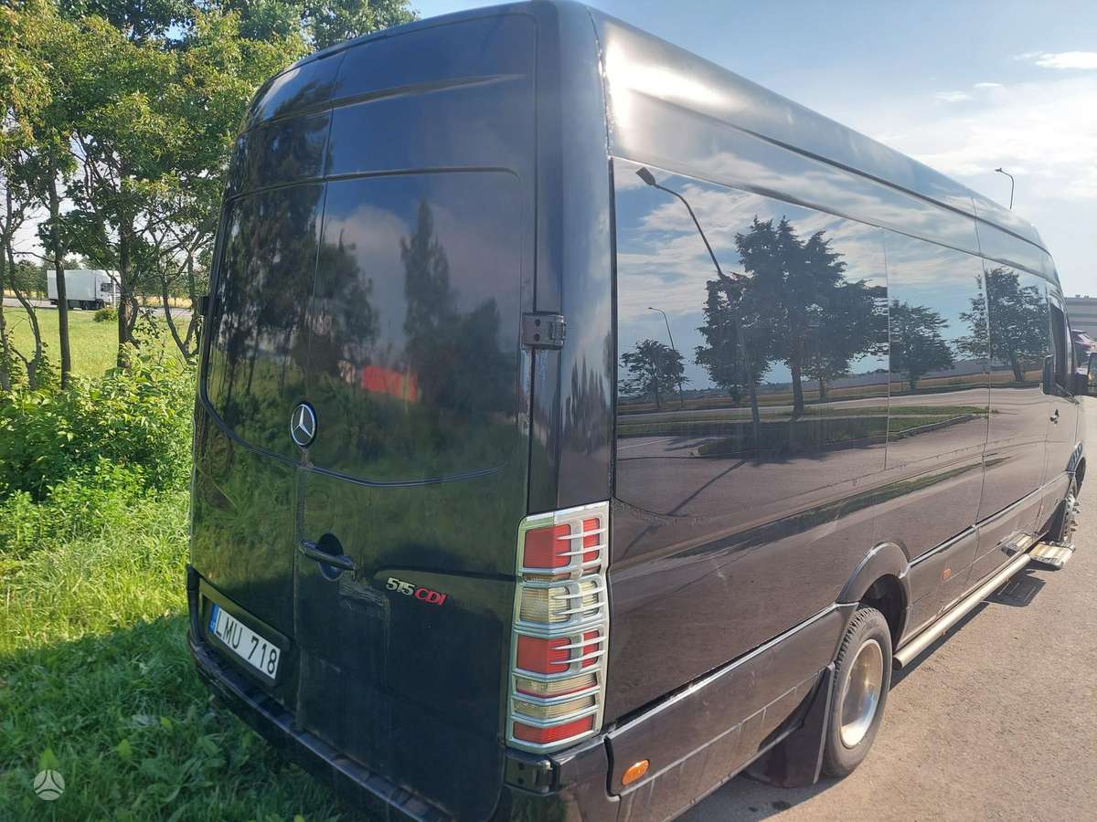 Mercedes-Benz Sprinter, пассажирский микроавтобус