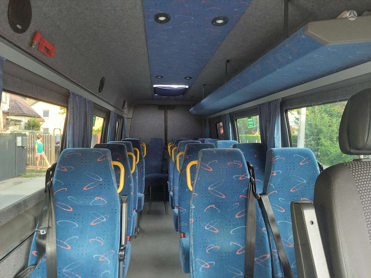 Mercedes-Benz Sprinter, пассажирский микроавтобус