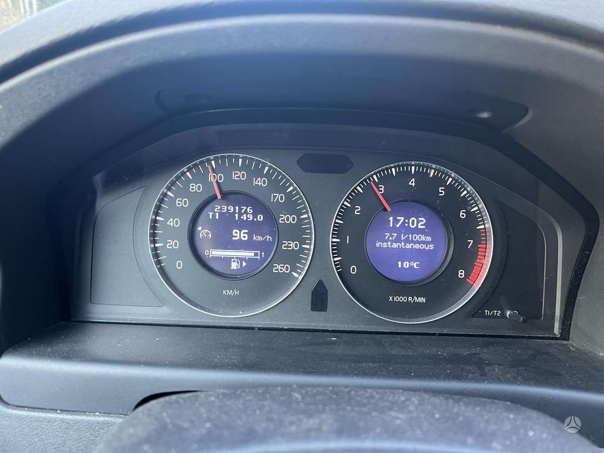 Volvo V70, 2.0 l., Универсал