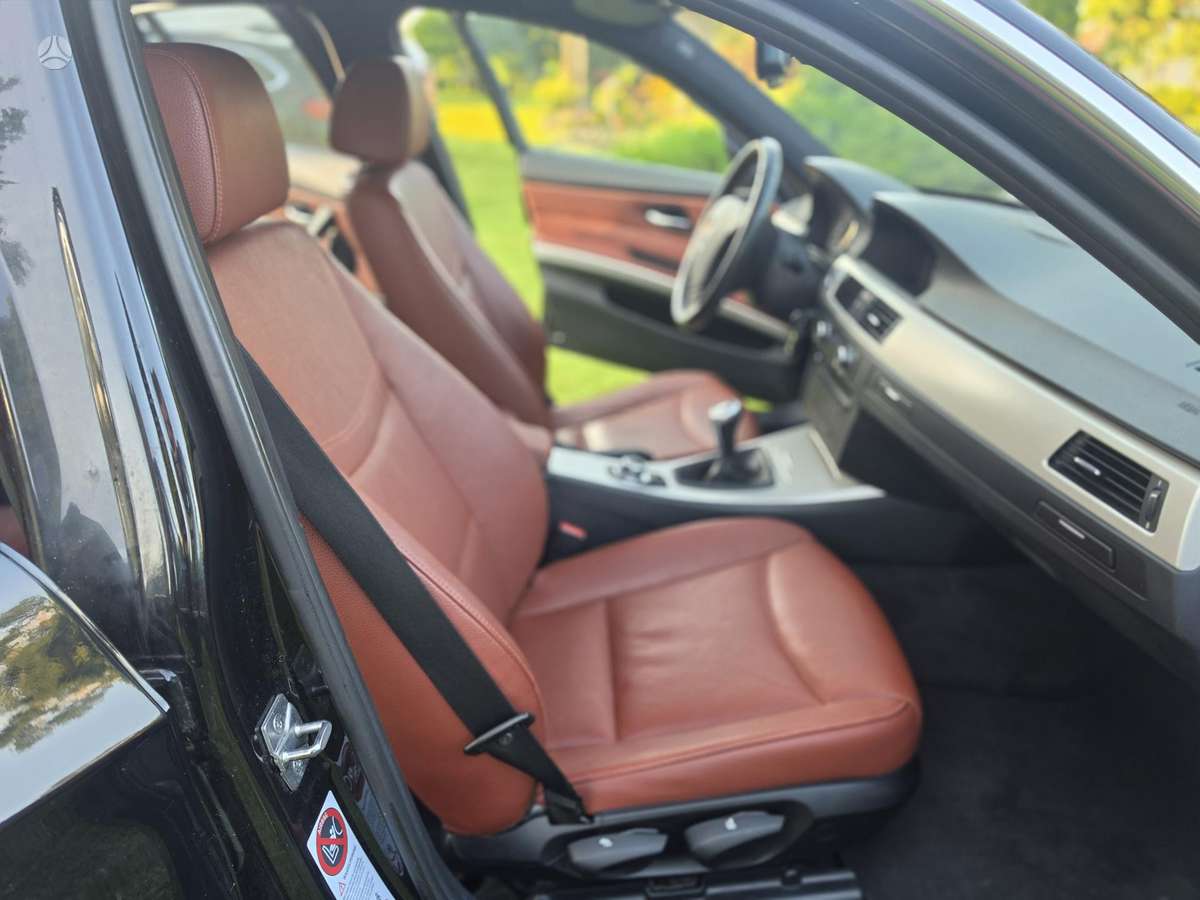BMW 320, 2.0 l., Универсал