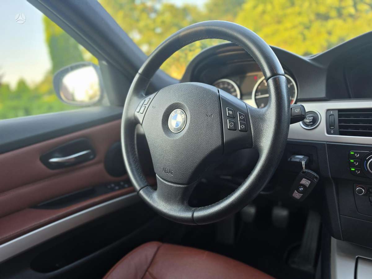 BMW 320, 2.0 l., Универсал