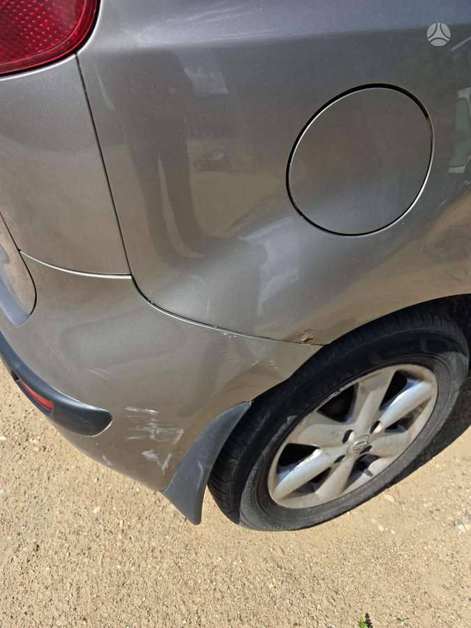 Nissan Note, 1.6 l., Хэтчбек