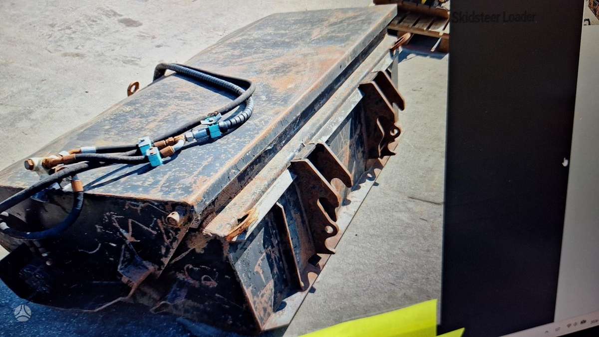 -Kita- Bunkerine Šluota, mini loaders