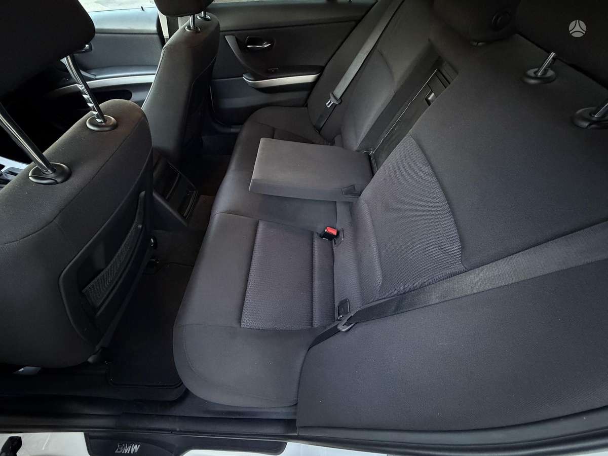 BMW 318, 2.0 l., Седан