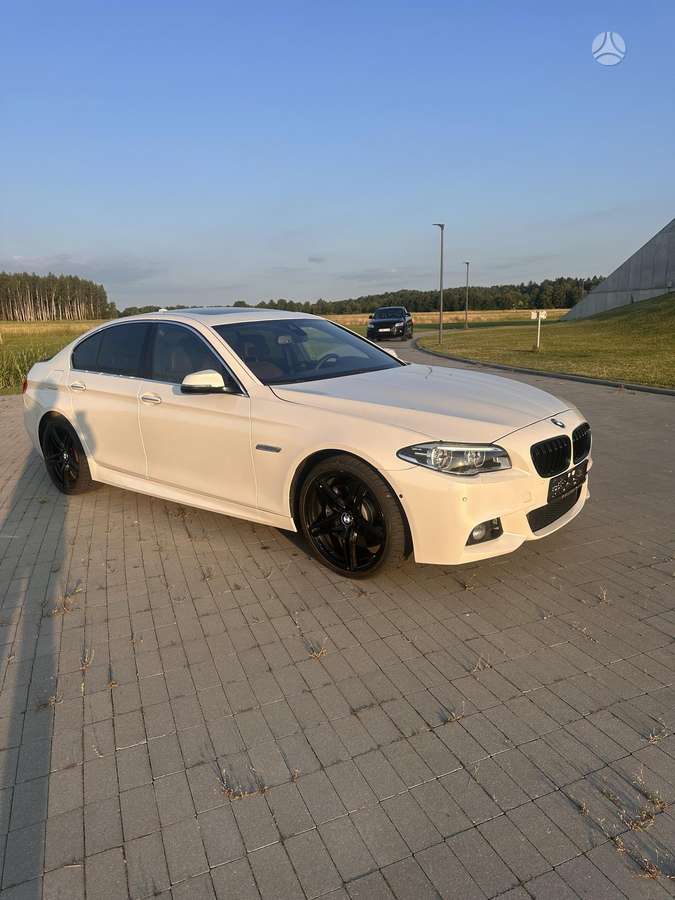BMW 535, 3.5 l., Седан