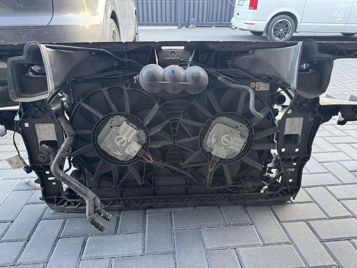 Audi A8 engine cooling parts