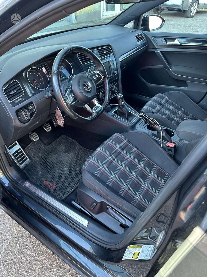 Volkswagen Golf, 2.0 l., hatchback