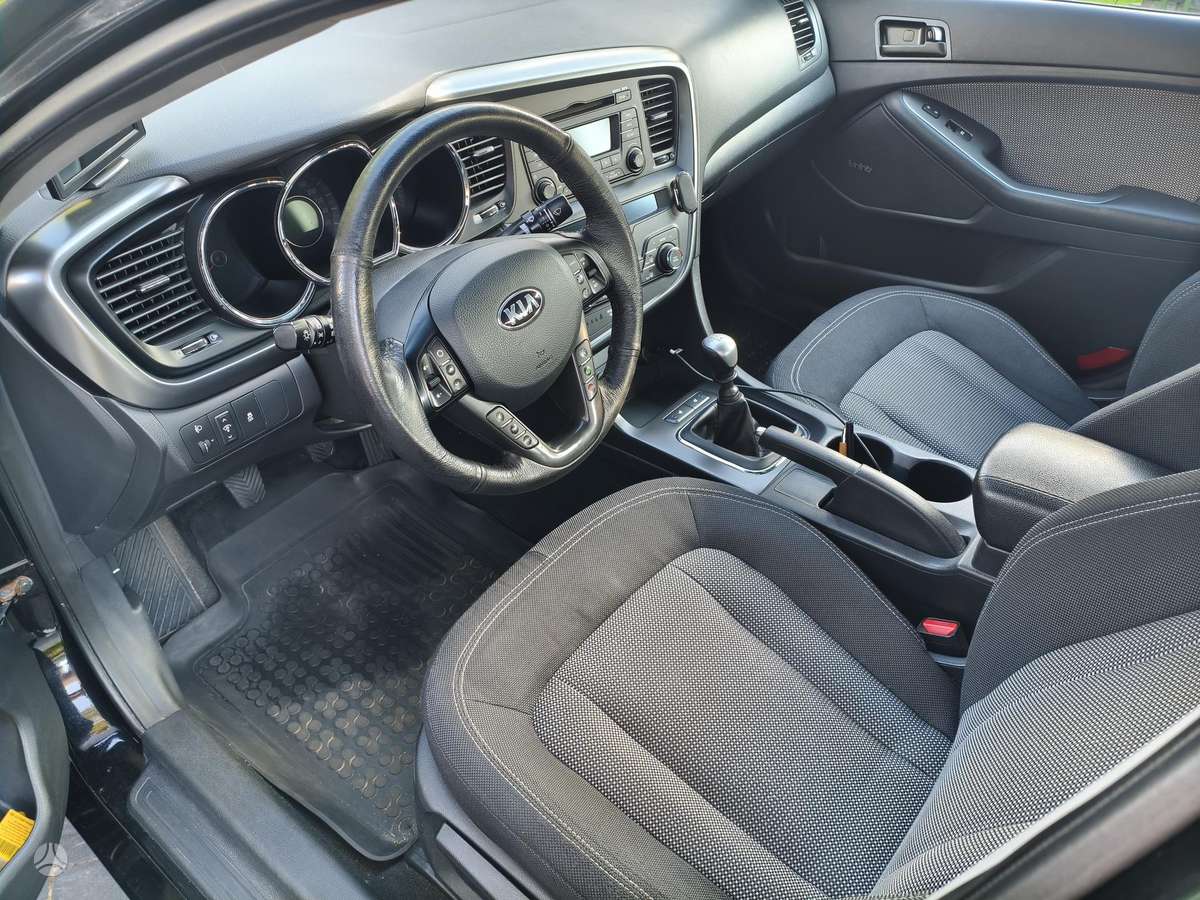 Kia Optima, 1.7 l., Седан