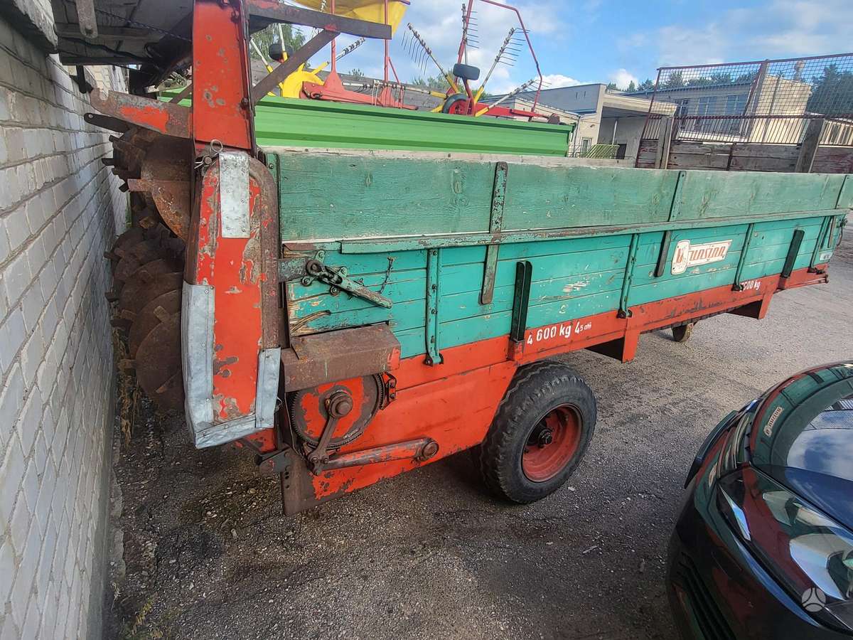 Ursus Unsin, manure shakers, compost shredders