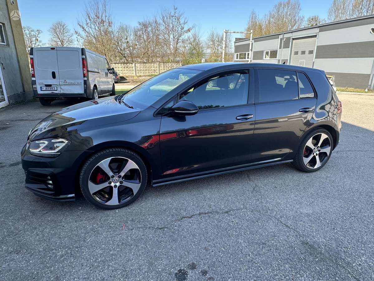 Volkswagen Golf, 2.0 l., hatchback