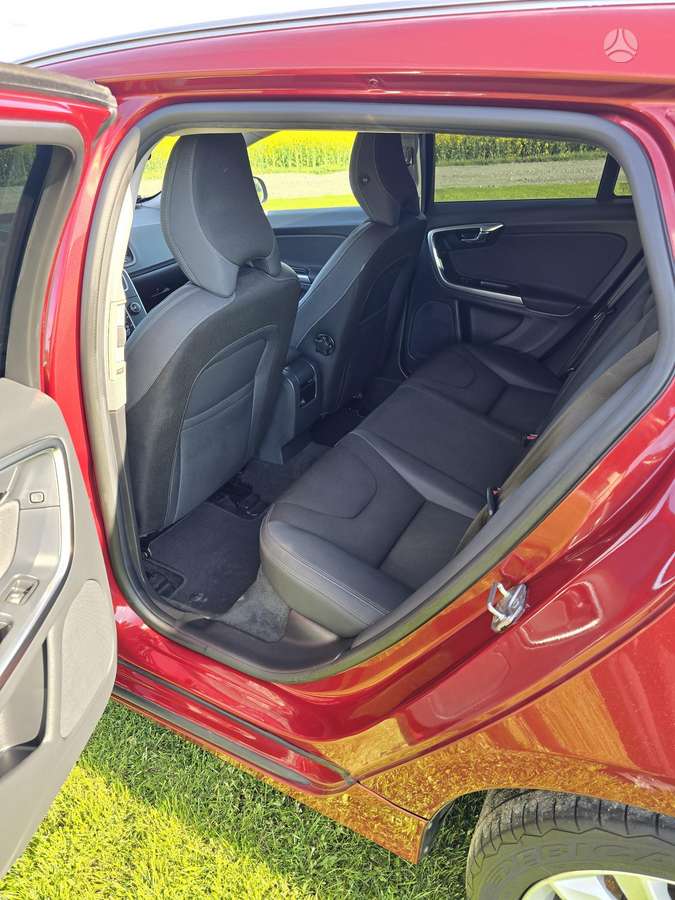 Volvo V60, 2.0 l., Универсал