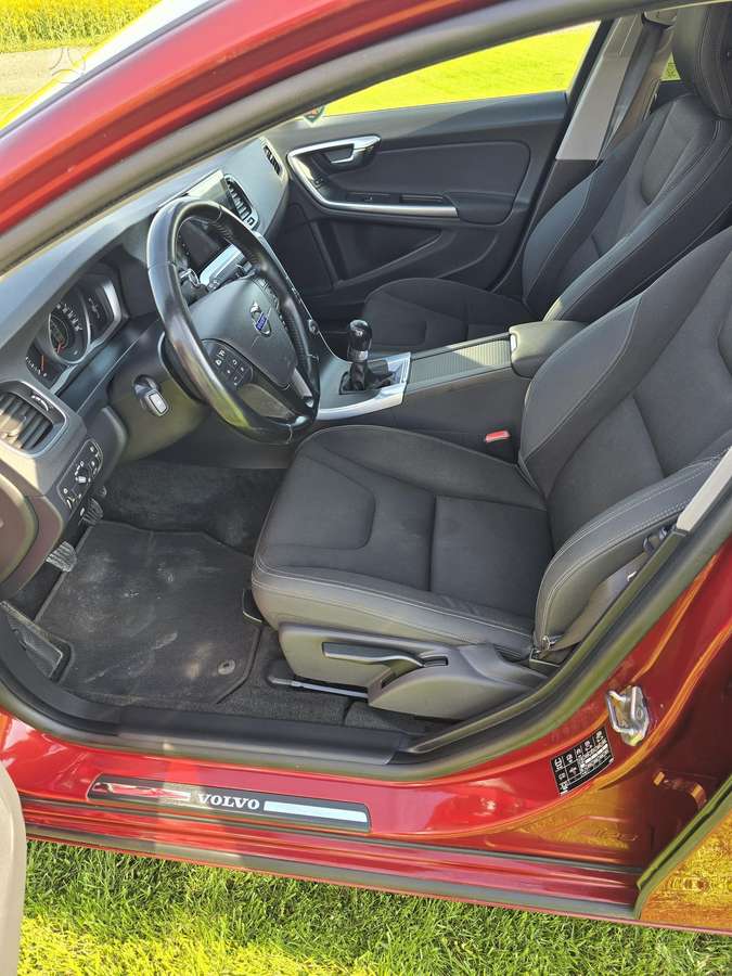 Volvo V60, 2.0 l., Универсал