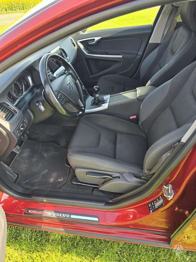 Volvo V60 - 10