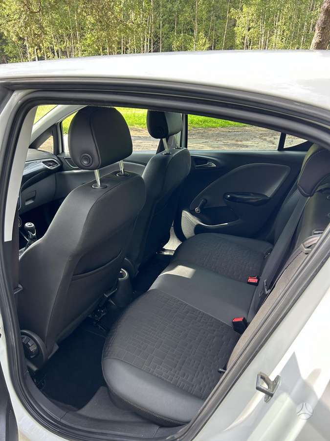 Opel Corsa, 1.3 l., Хэтчбек