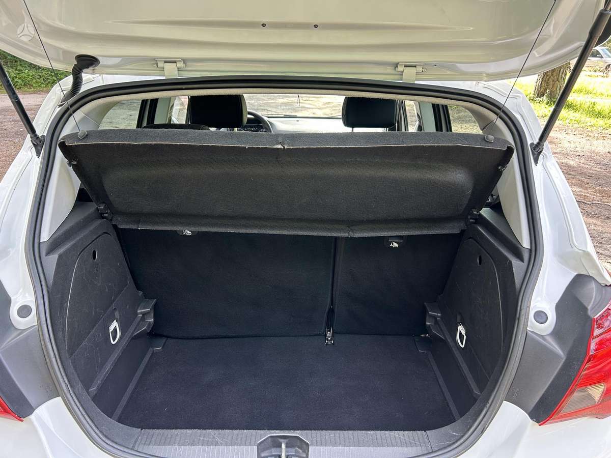 Opel Corsa, 1.3 l., Хэтчбек