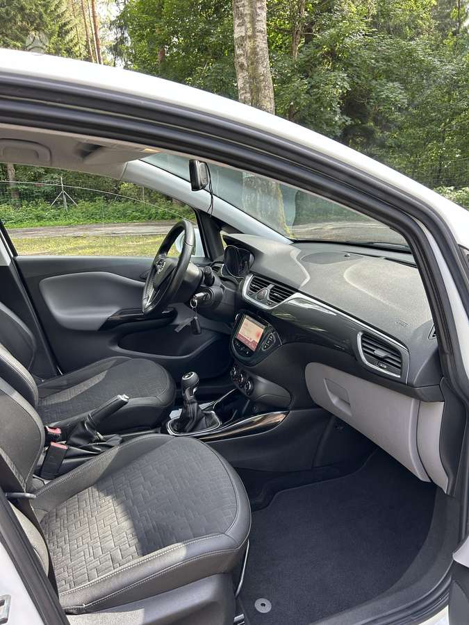 Opel Corsa, 1.3 l., Хэтчбек