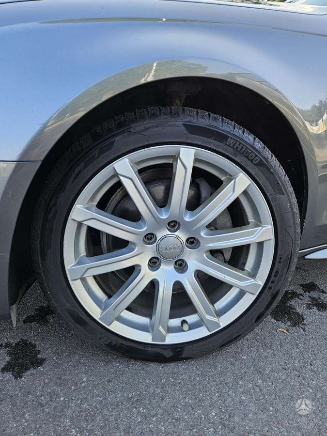 Audi A4, 2.0 l., sedanas