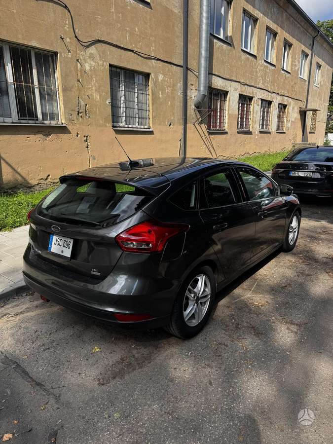 Ford Focus, 1.0 l., hatchback