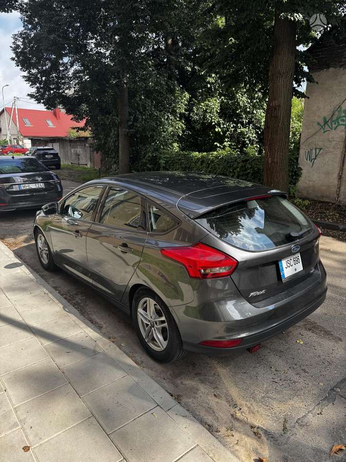 Ford Focus, 1.0 l., hatchback