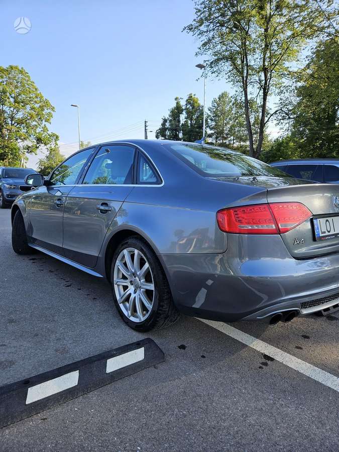 Audi A4, 2.0 l., sedanas