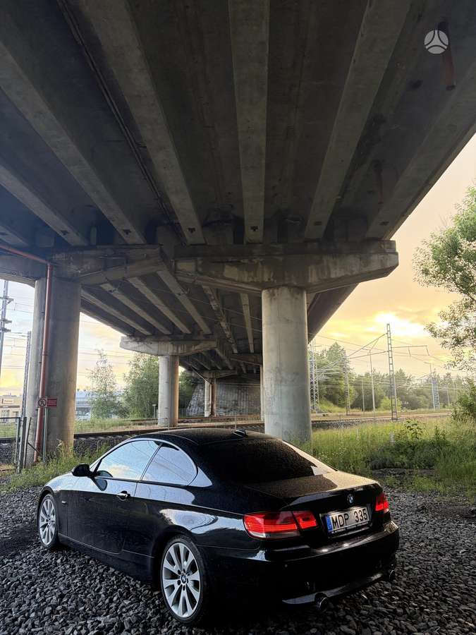 BMW 335, 3.0 l., Купе (coupe)