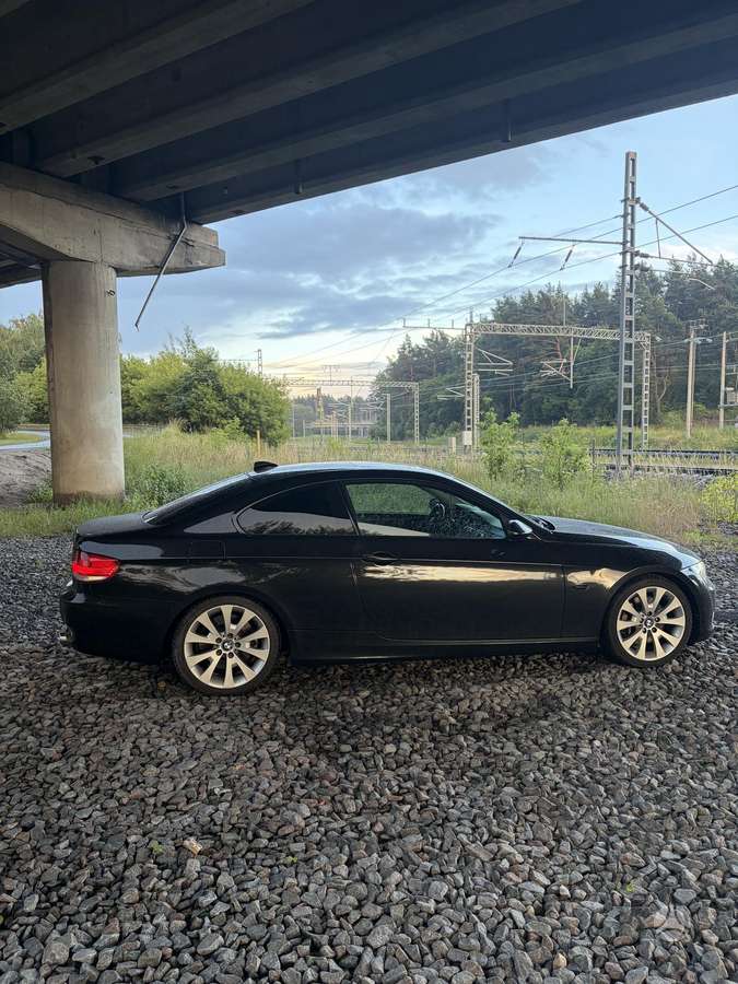 BMW 335, 3.0 l., Купе (coupe)