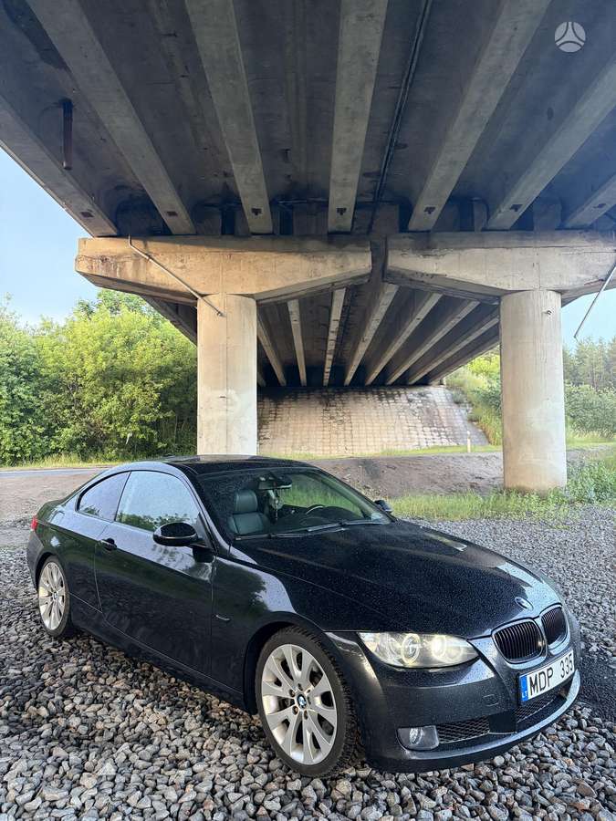 BMW 335, 3.0 l., Купе (coupe)