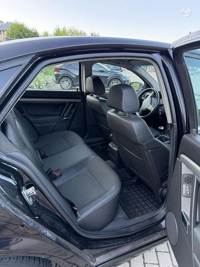 Opel Vectra, 1.9 l., hatchback