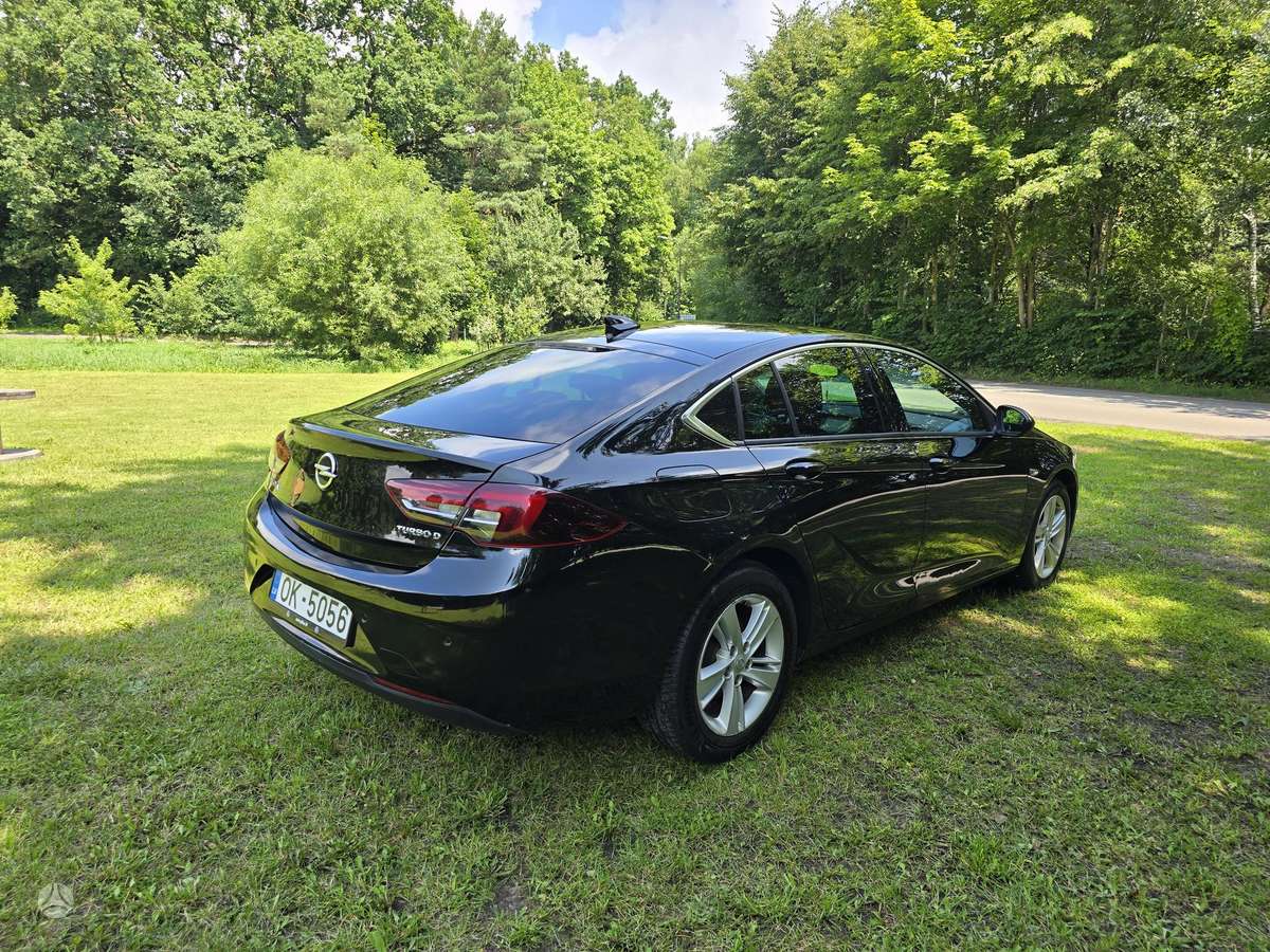 Opel Insignia, 1.6 l., hatchback