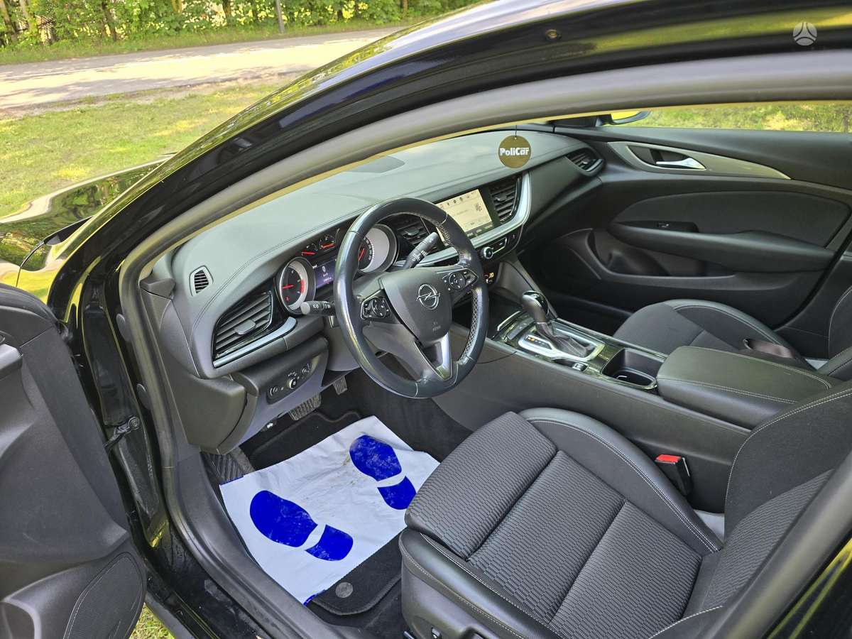 Opel Insignia, 1.6 l., hatchback