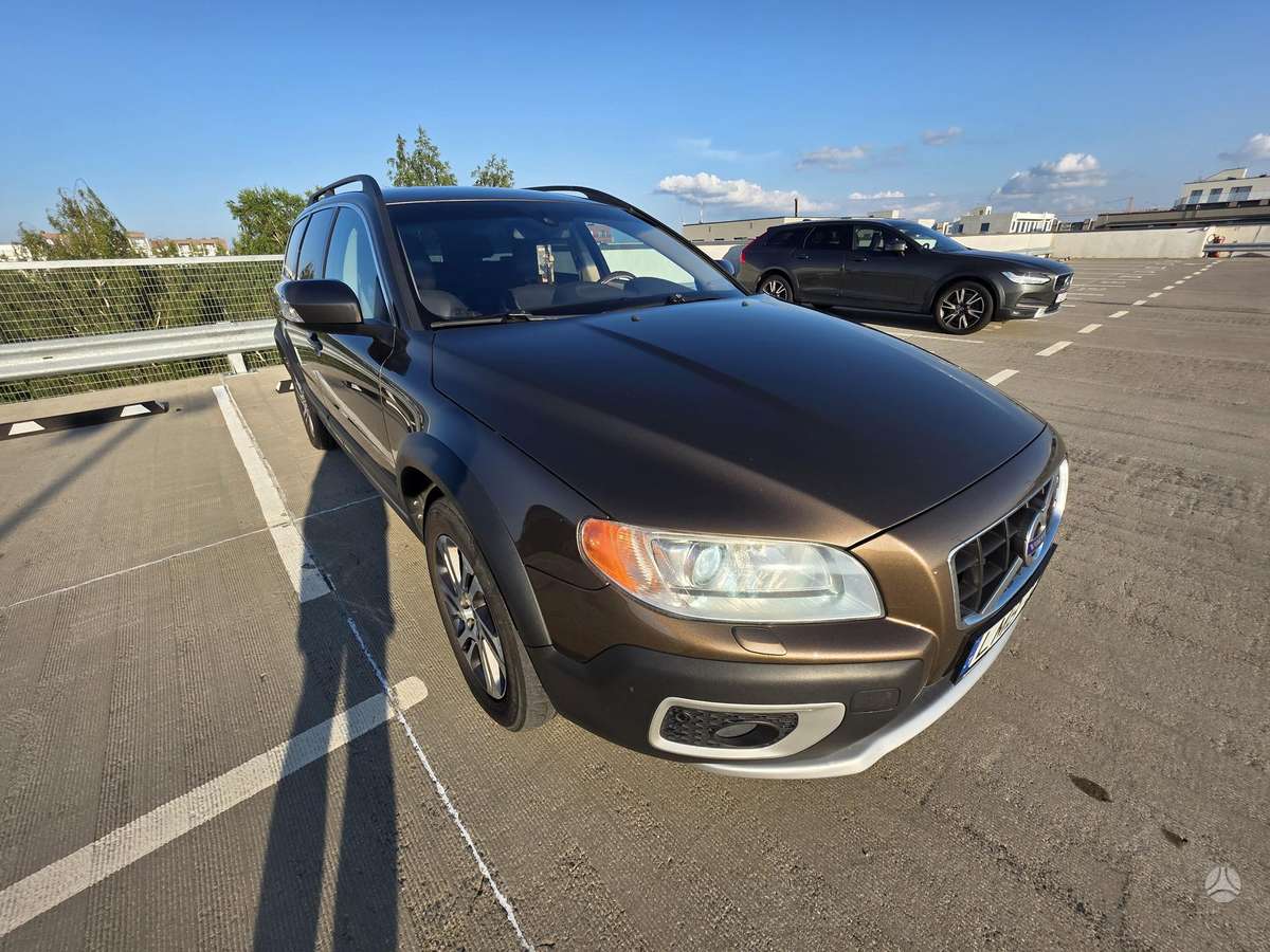 Volvo XC70 - 3