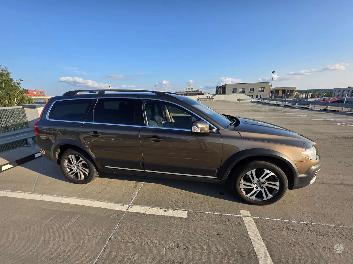 Volvo XC70 - 4