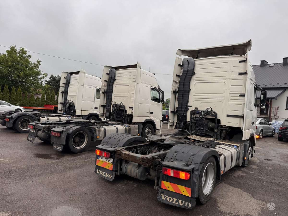 Volvo FH460 XL, double sleeper