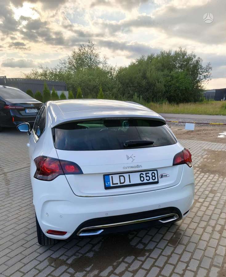 Citroen DS4, 2.0 l., Хэтчбек
