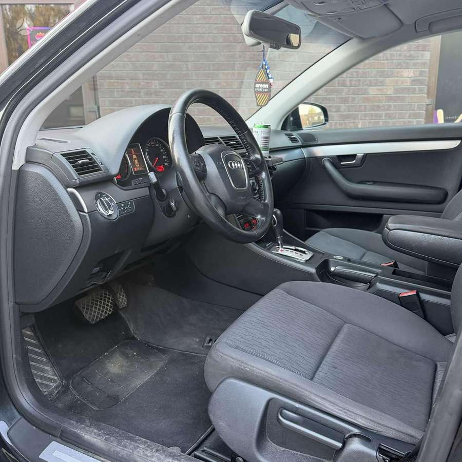Audi A4, 2.0 l., universalas