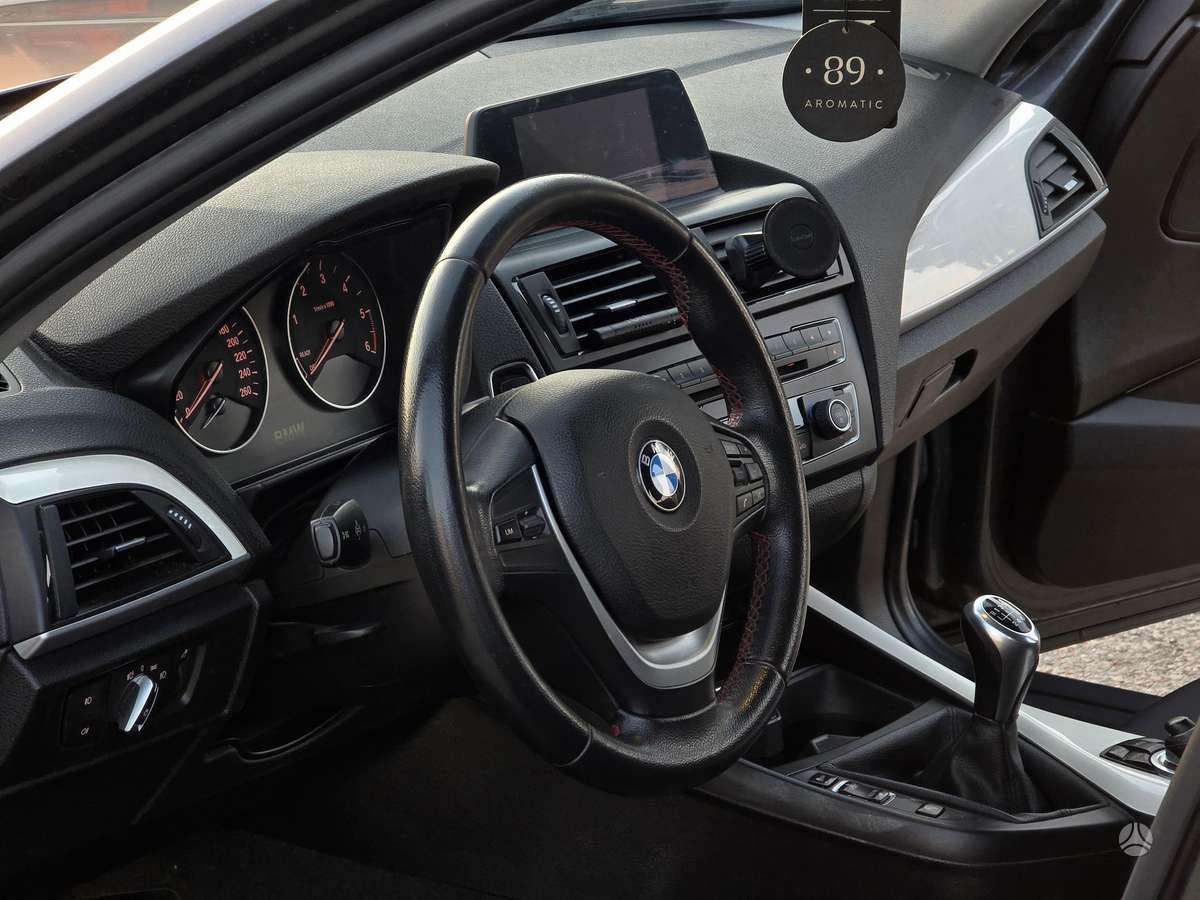 BMW 120, 2.0 l., Хэтчбек