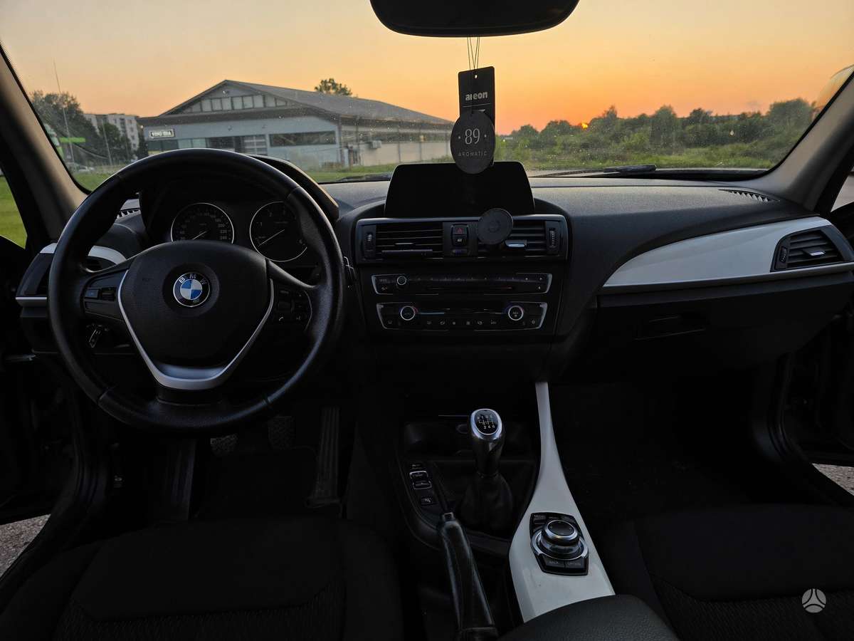 BMW 120, 2.0 l., Хэтчбек
